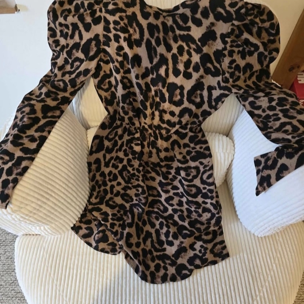 SHEIN Brown and Black Puff Sleeve Blouse